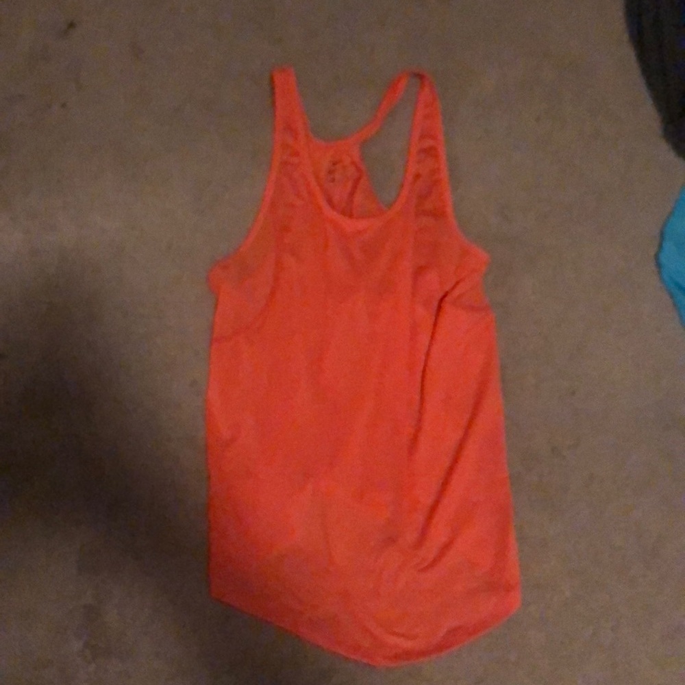 nike workout tank